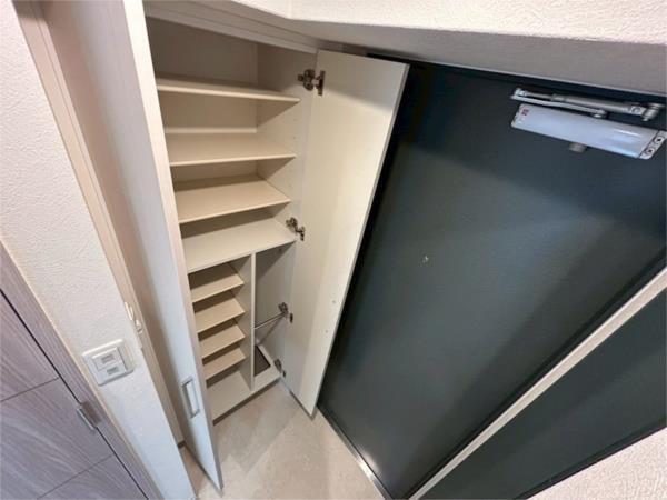 神戸市兵庫区下沢通マンション 玄関