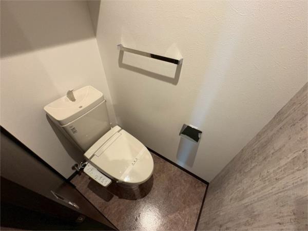メゾンコンフォール トイレ