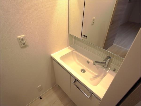 シャルマン　ヴィオラ 部屋画像