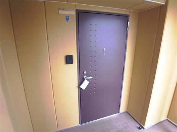 アドモリモト元町通 玄関