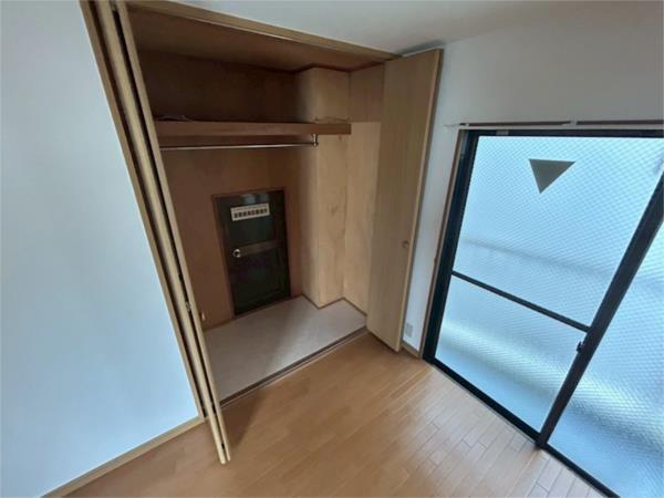 ホワイトハイツ 収納