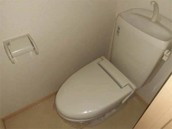 フェリア香呂D トイレ