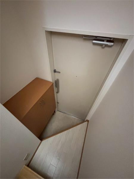 ｾﾚｯｿ八木 玄関