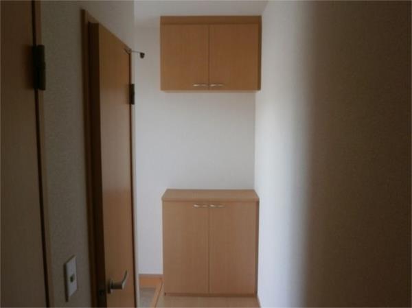 グランドソレーユ 玄関