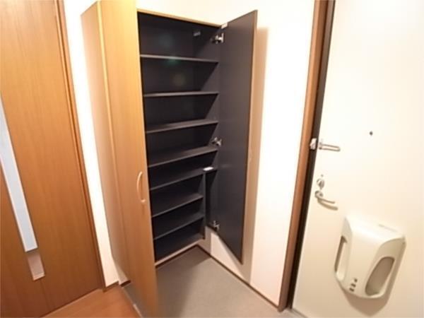 グレイスハイム 玄関