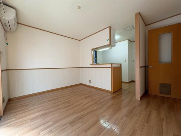 コンフォート高町II リビング