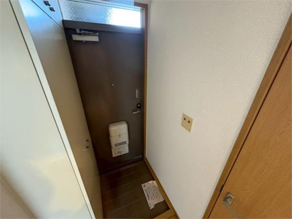 レトア網干 玄関