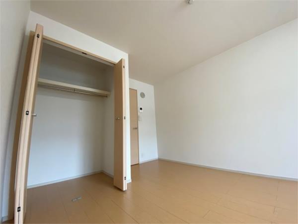 プラシード三宅 収納