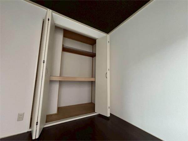 エルハイツイイダ 収納