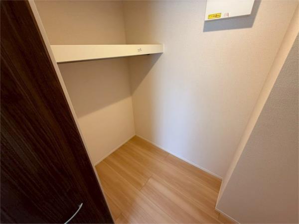 ラークヒルズ 収納
