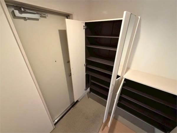 リジェール北口 玄関
