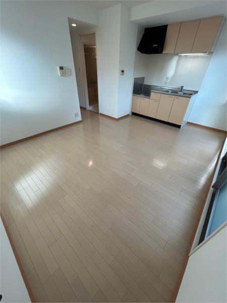 明石市西明石南町マンション リビング