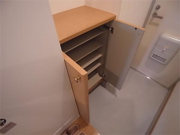 カーサ大塚 玄関