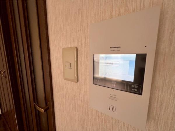 アーバンジャングルプレース206 部屋画像