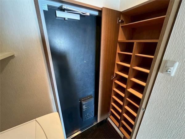 ステラハウス１１ 玄関