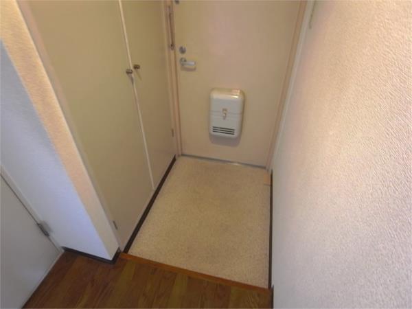 リヴェールメイ垂水 玄関
