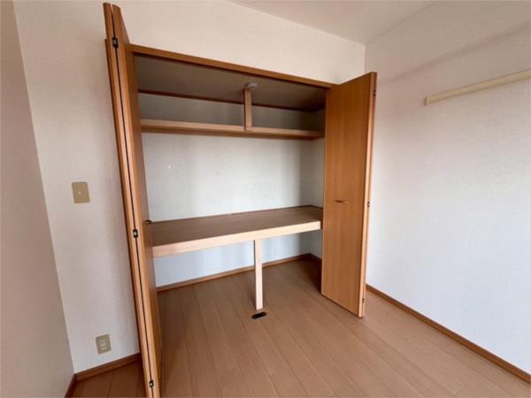 ラフォーレ広畑 収納
