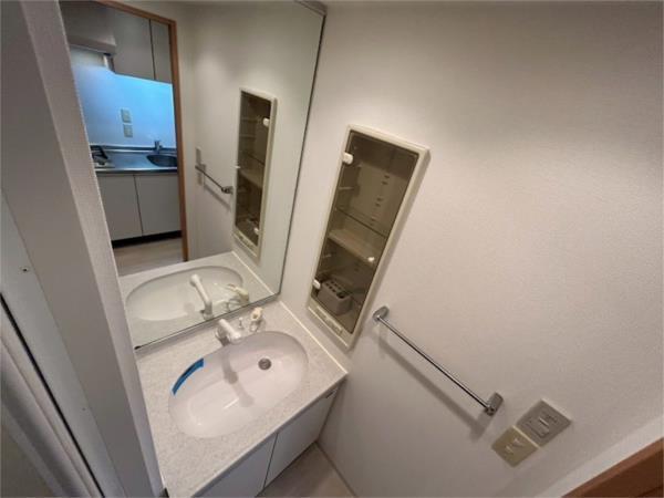 レジディア三宮東 部屋画像