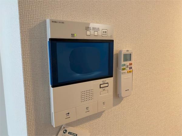 セレニテ神戸元町プリエ セキュリティ