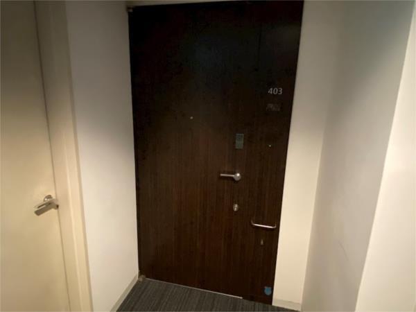 レジディア神戸元町 玄関