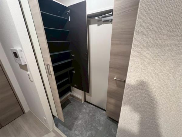 Maison de 青木 玄関