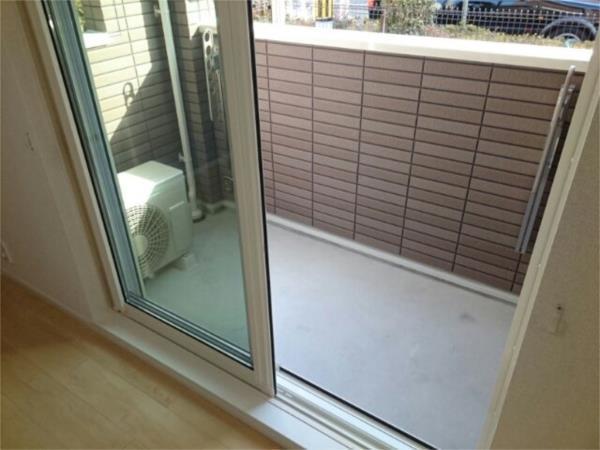 カレンデュラ 部屋画像