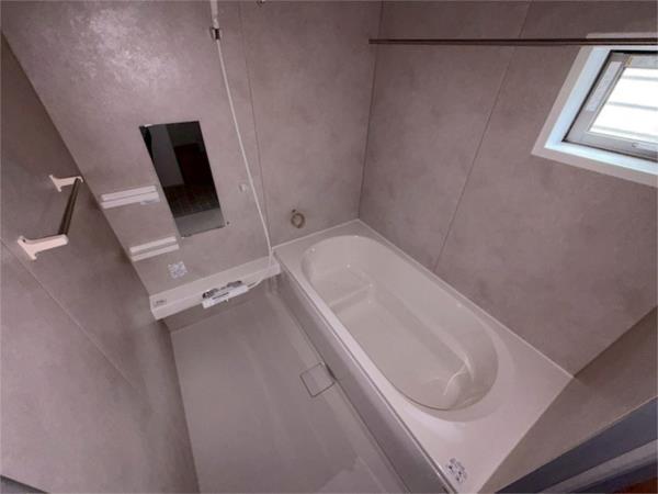 今津山中町　戸建 バス／シャワー