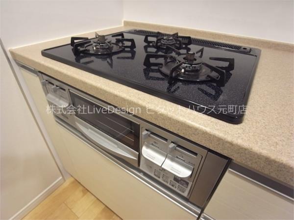 ワコーレ元町ハウス（1302） キッチン