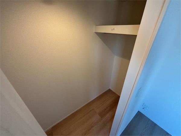 エレナ本山 収納