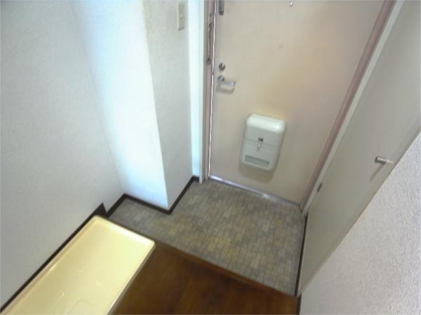 セグンド・エビスヤ（203） 玄関