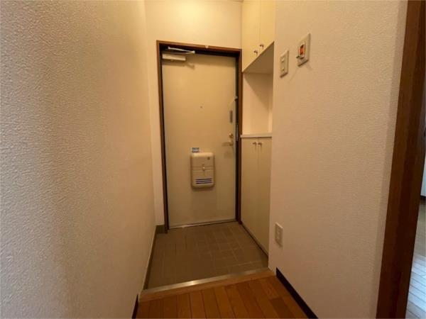 キャロル御影 玄関