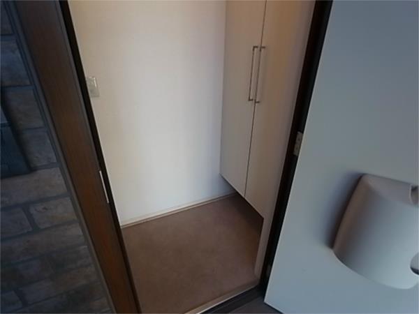 クレールコート 玄関