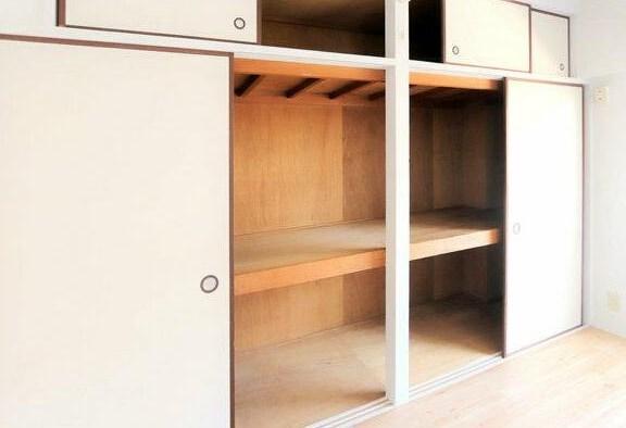 ビレッジハウス今在家２号棟 収納