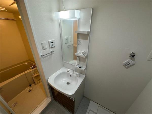 Kobe MKC 部屋画像