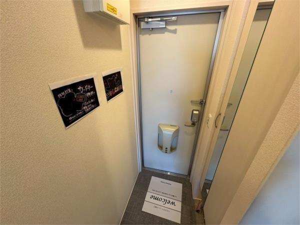 アネックスII 玄関
