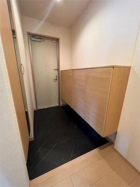 MINT甲子園五番町 玄関