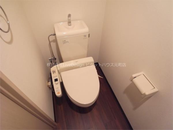 IPSX EAST トイレ