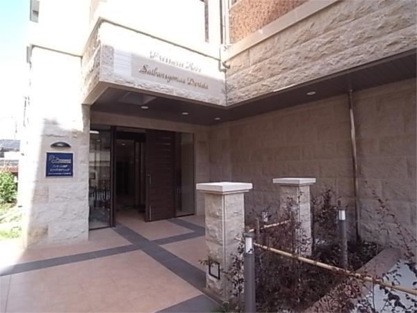 プレサンス神戸裁判所前デリシア 玄関