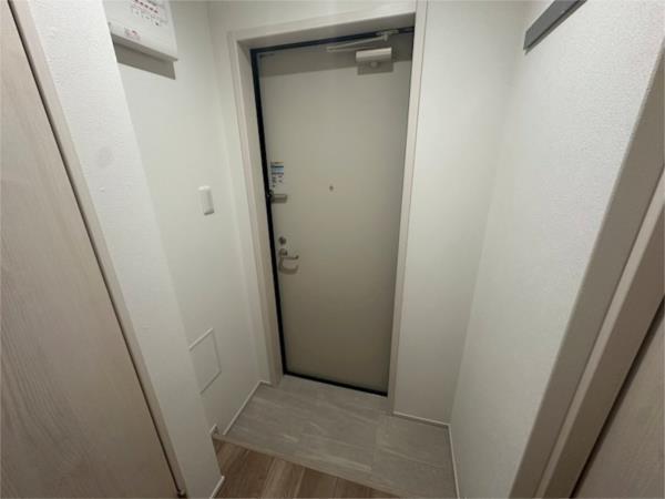 フジパレス西宮甲東園III番館 玄関