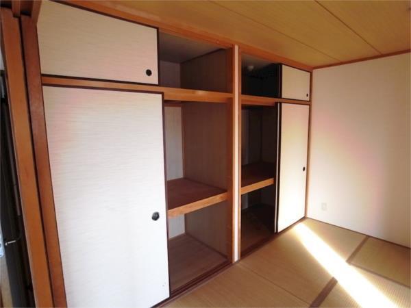 カームハイツ3番館 収納