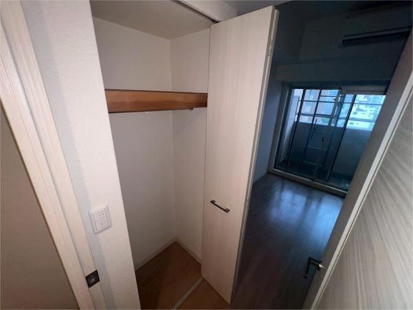 プレサンス三宮エレガンシア 収納