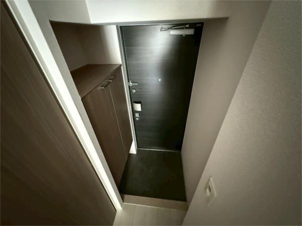 ピアグレース神戸 玄関