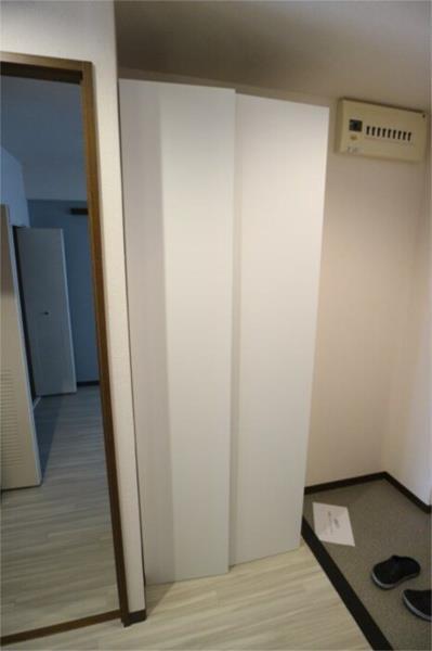 グレース門戸荘 玄関