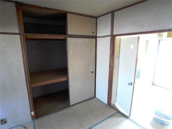カーサ西山町 収納