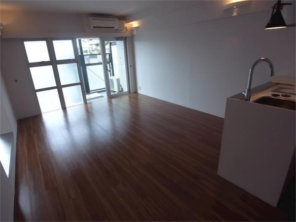 ホープ芦屋 リビング