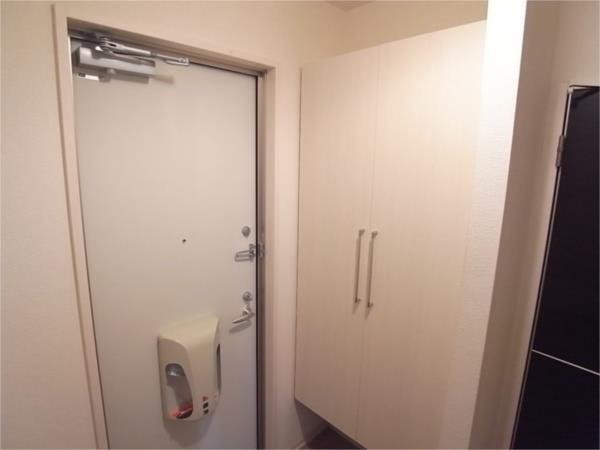 ユニヴェール垂水 玄関