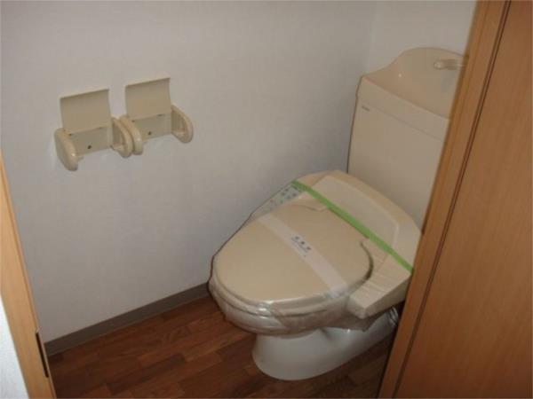 コンフォール白水 トイレ