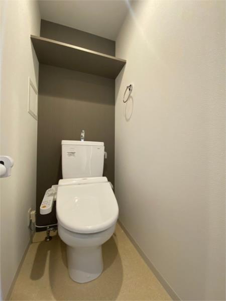 プレサンスみなと元町駅前 トイレ
