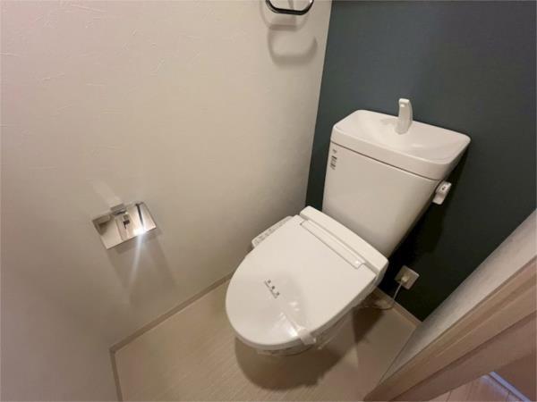 ワールドアイ神戸湊町 トイレ