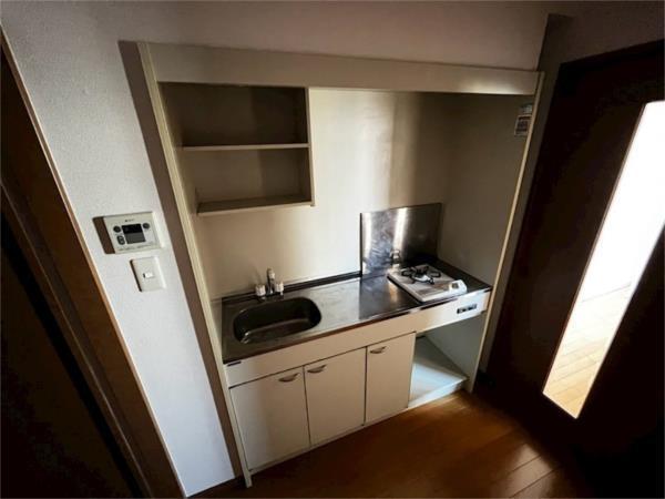 プレサンス新神戸 キッチン